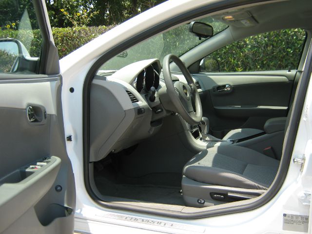 Chevrolet Malibu Supercab XL Sedan