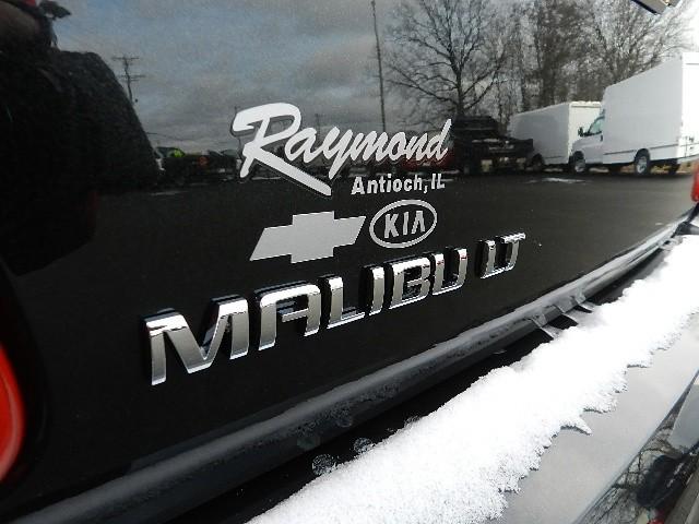 Chevrolet Malibu Supercab XL Sedan