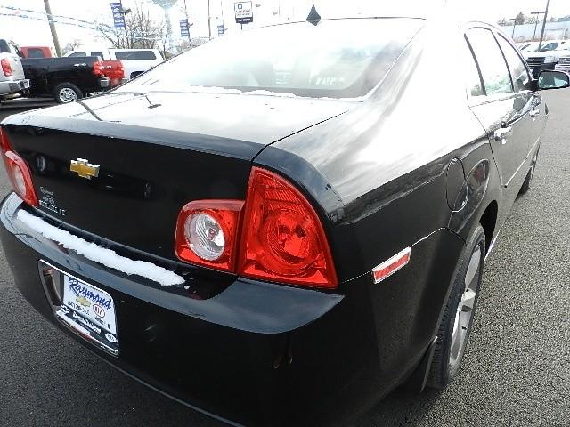 Chevrolet Malibu 2012 photo 2