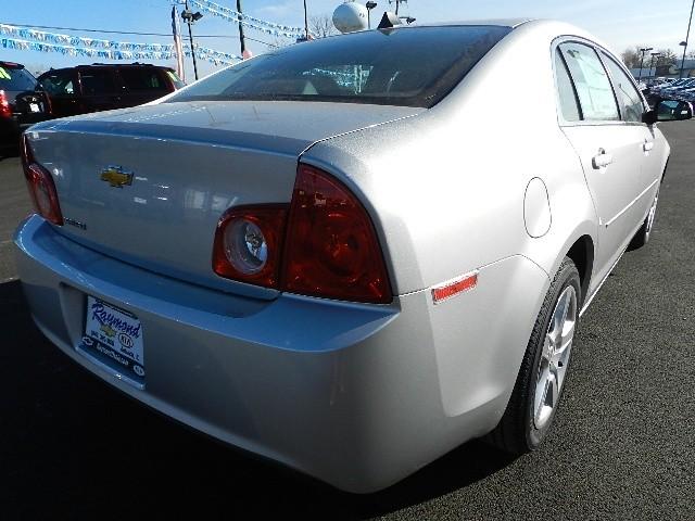Chevrolet Malibu 2012 photo 1