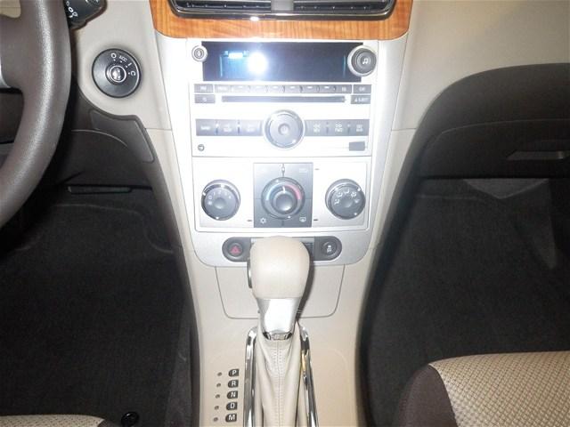 Chevrolet Malibu 2012 photo 3