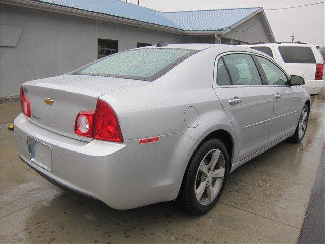 Chevrolet Malibu 2012 photo 3