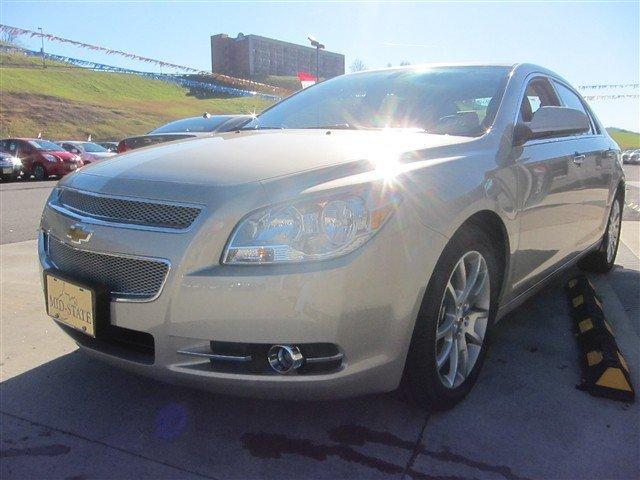 Chevrolet Malibu 2012 photo 2