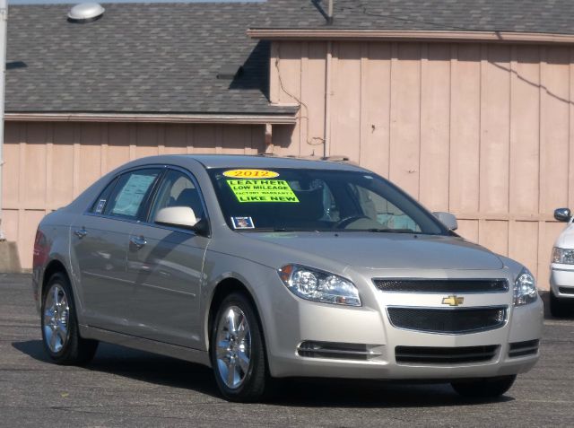 Chevrolet Malibu 2012 photo 2