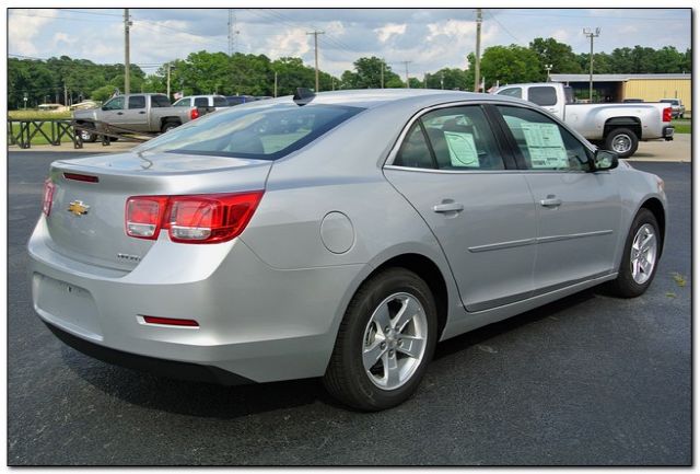 Chevrolet Malibu 2013 photo 1