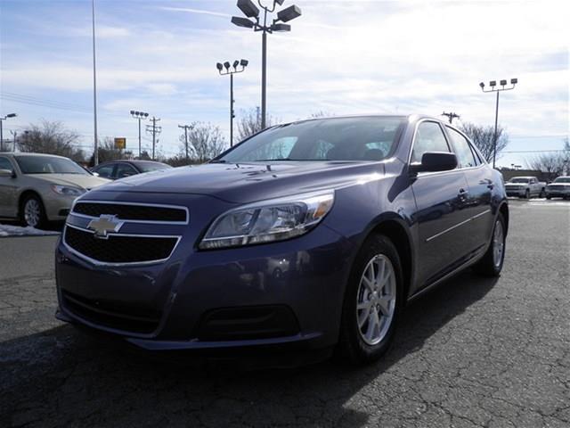 Chevrolet Malibu 2013 photo 1