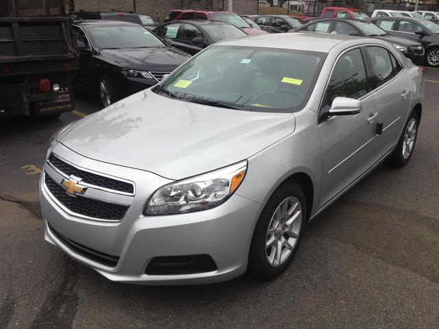 Chevrolet Malibu 2013 photo 3