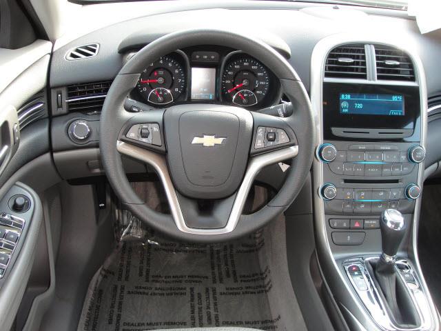 Chevrolet Malibu 2013 photo 1