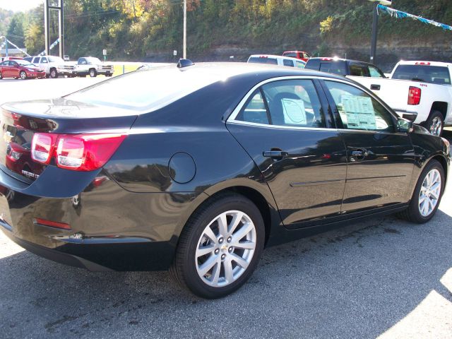 Chevrolet Malibu 2013 photo 2
