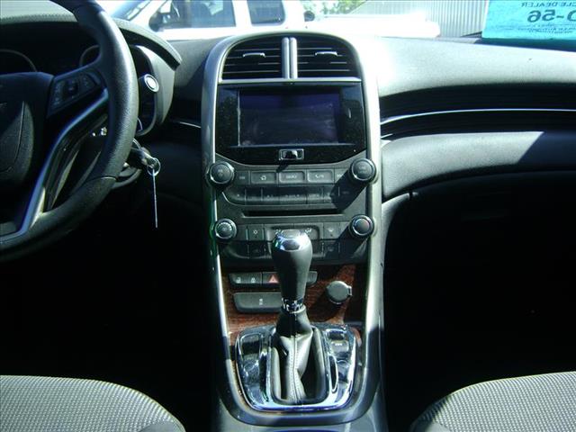 Chevrolet Malibu SL1 Sedan