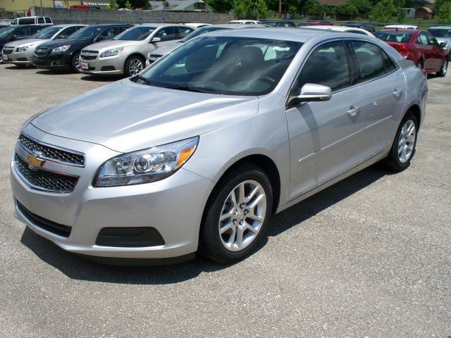 Chevrolet Malibu 2013 photo 3