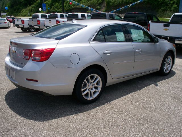 Chevrolet Malibu 2013 photo 4