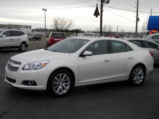 Chevrolet Malibu SLE SLT WT Sedan