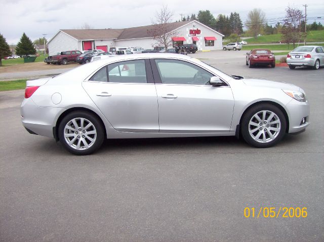 Chevrolet Malibu 2013 photo 3