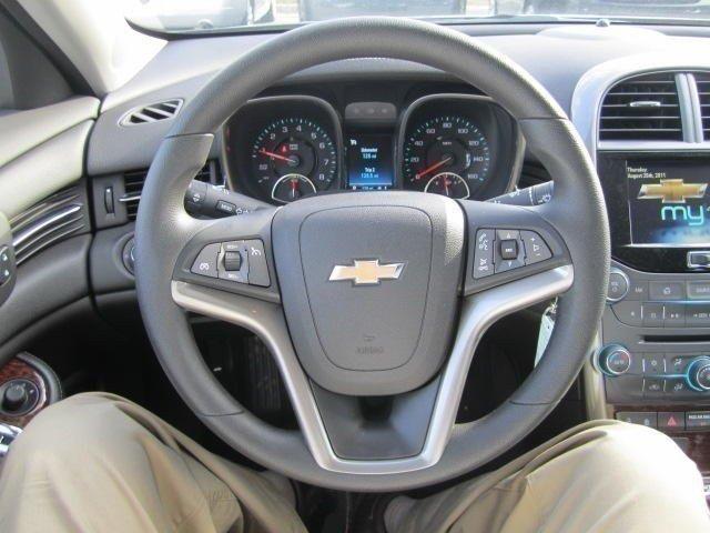 Chevrolet Malibu 2013 photo 2