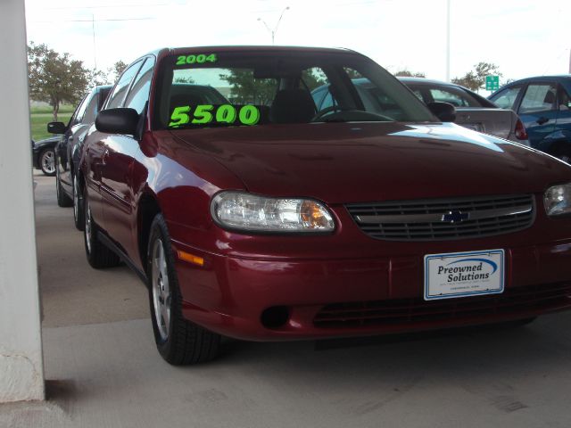 Chevrolet Malibu Classic 2004 photo 3