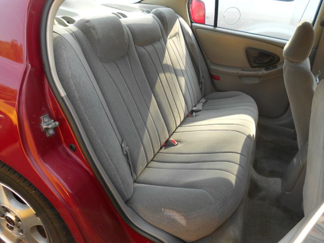 Chevrolet Malibu Classic 2004 photo 13