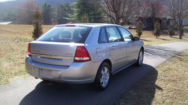 Chevrolet Malibu Maxx 2004 photo 0