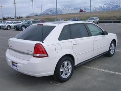 Chevrolet Malibu Maxx 2004 photo 2