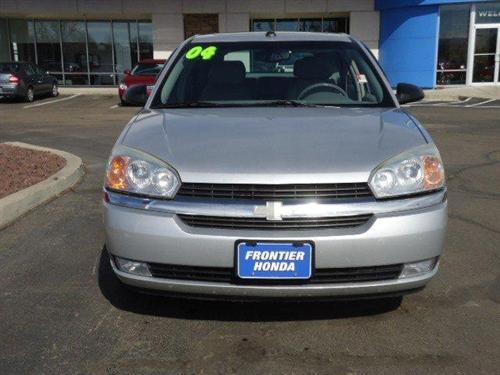 Chevrolet Malibu Maxx 2004 photo 2