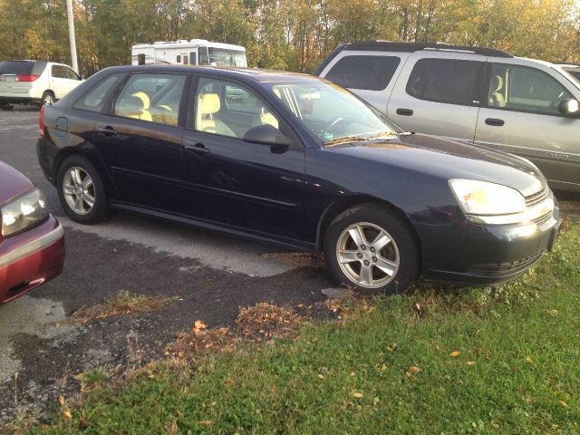 Chevrolet Malibu Maxx 2004 photo 2