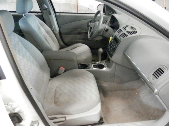 Chevrolet Malibu Maxx 2004 photo 3