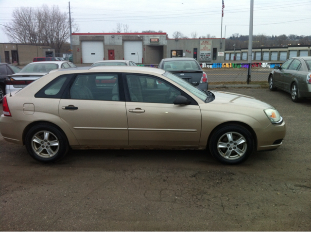 Chevrolet Malibu Maxx 2004 photo 4