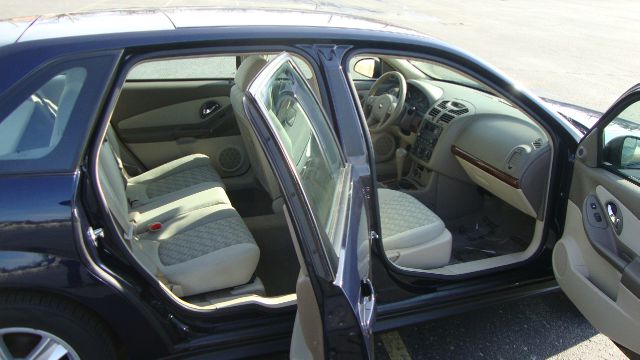 Chevrolet Malibu Maxx 2004 photo 1