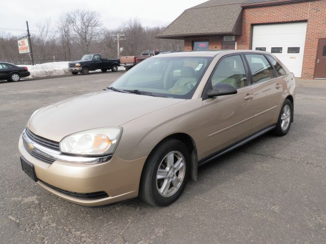 Chevrolet Malibu Maxx 2004 photo 2