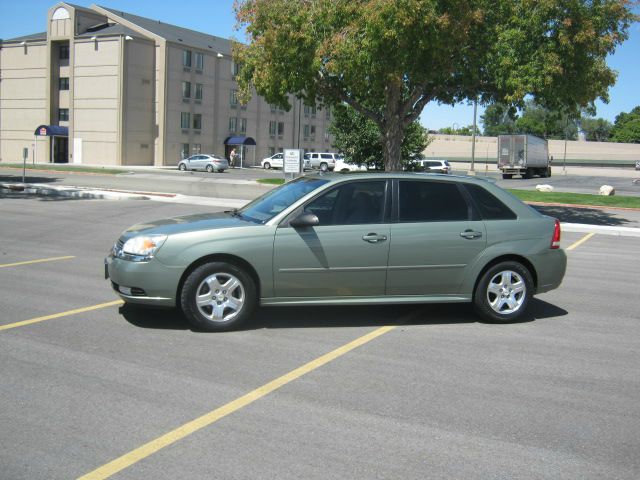 Chevrolet Malibu Maxx 2005 photo 2