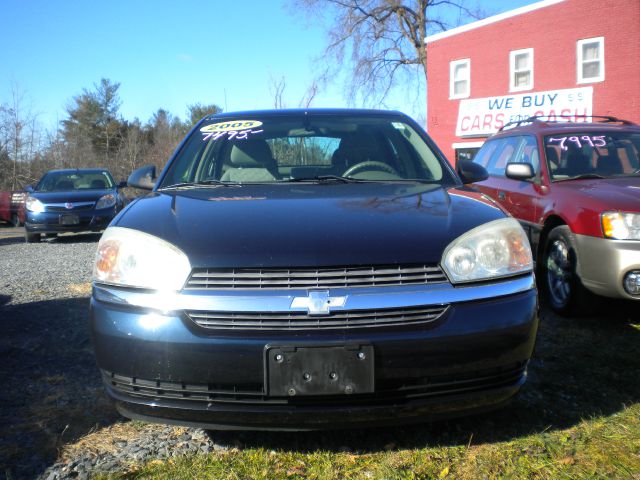 Chevrolet Malibu Maxx 2005 photo 2