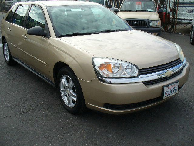 Chevrolet Malibu Maxx 2005 photo 2