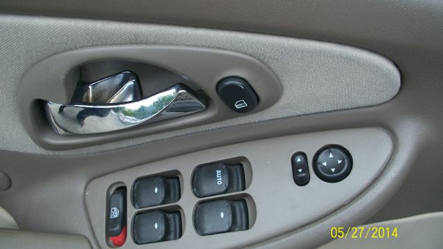 Chevrolet Malibu Maxx Touring W/nav.sys Hatchback