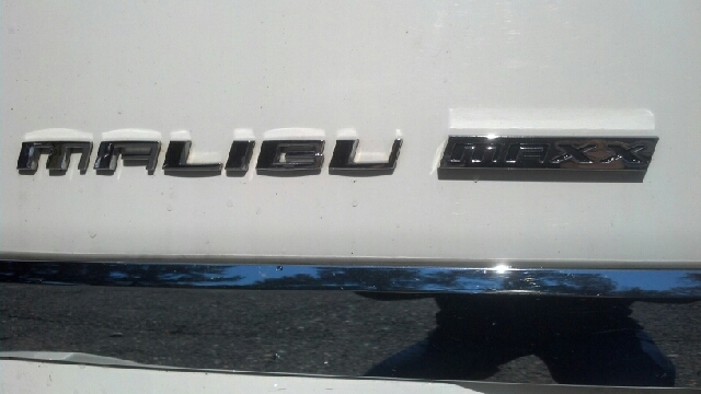 Chevrolet Malibu Maxx 2005 photo 3
