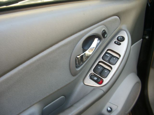 Chevrolet Malibu Maxx 2006 photo 2