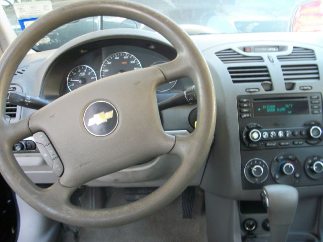Chevrolet Malibu Maxx 2006 photo 3