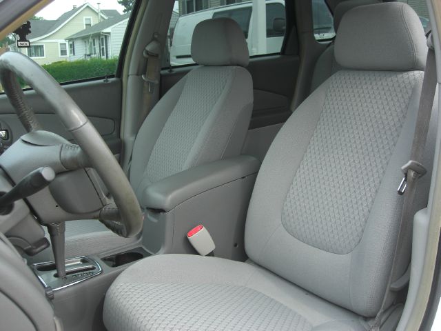 Chevrolet Malibu Maxx 2006 photo 13