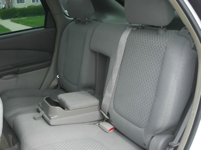 Chevrolet Malibu Maxx 2006 photo 16