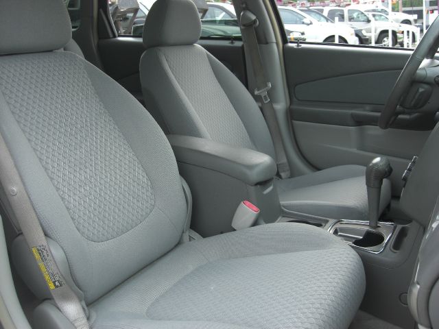 Chevrolet Malibu Maxx 2006 photo 2