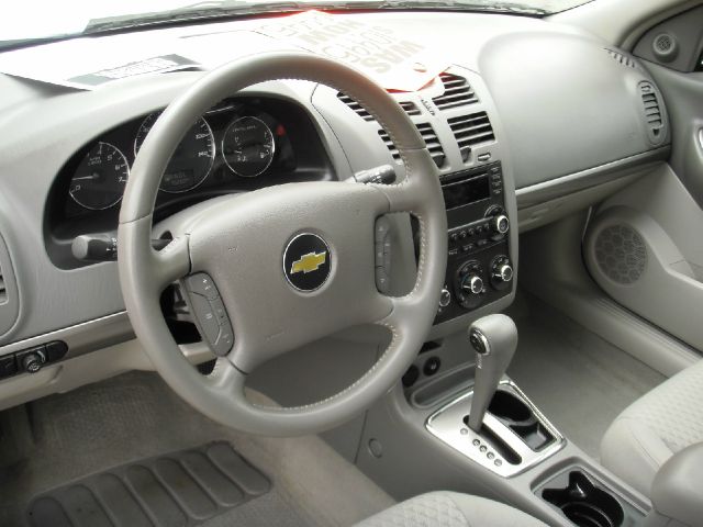 Chevrolet Malibu Maxx 2007 photo 13
