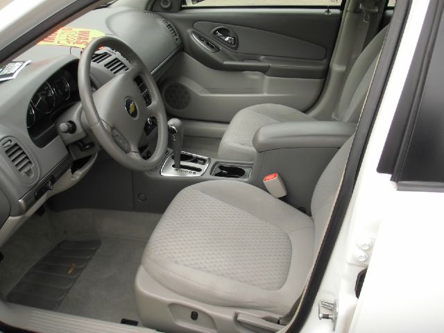 Chevrolet Malibu Maxx 2007 photo 16
