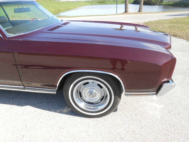 Chevrolet Monte Carlo 1972 photo 2
