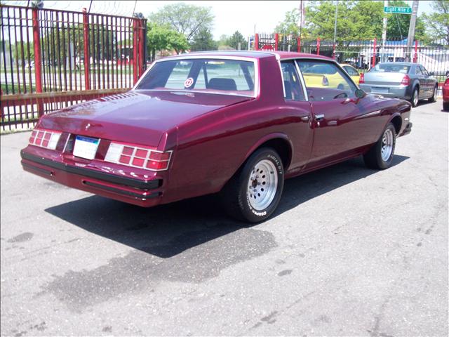 Chevrolet Monte Carlo 1979 photo 3