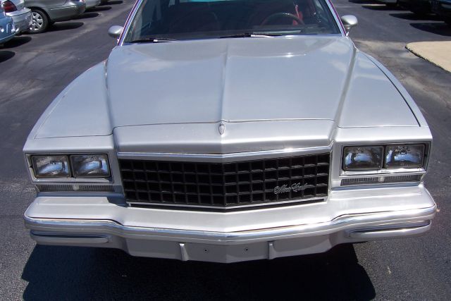 Chevrolet Monte Carlo 1980 photo 1