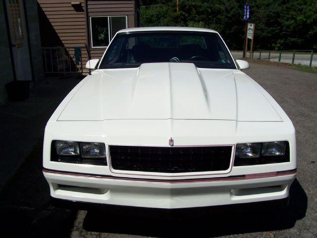 Chevrolet Monte Carlo 1985 photo 5