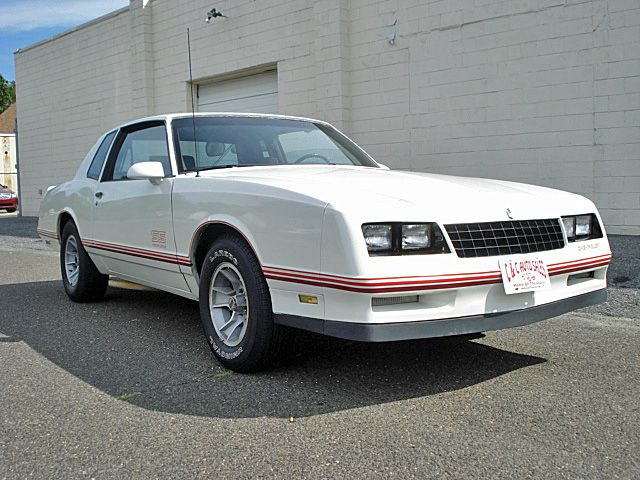 Chevrolet Monte Carlo 1987 photo 1