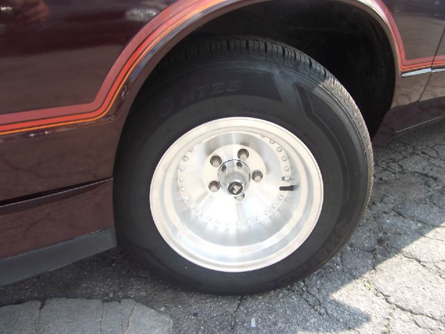 Chevrolet Monte Carlo 1987 photo 7