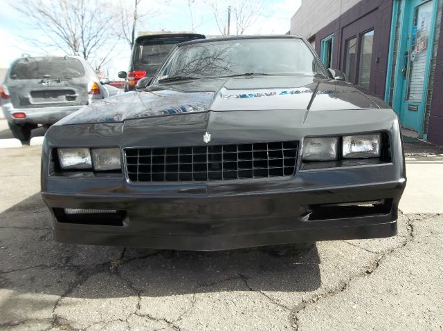 Chevrolet Monte Carlo 1988 photo 2