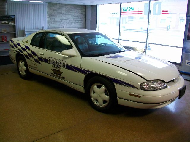 Chevrolet Monte Carlo 1995 photo 4