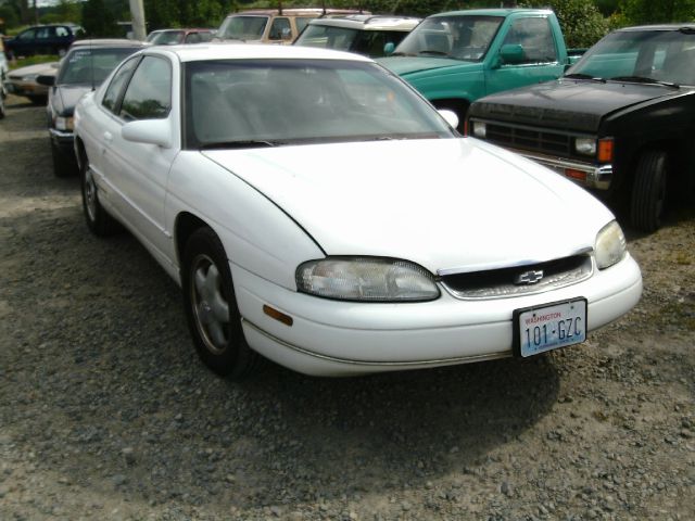 Chevrolet Monte Carlo 1996 photo 5